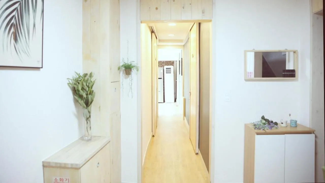 Unni House Hostel Seoel
