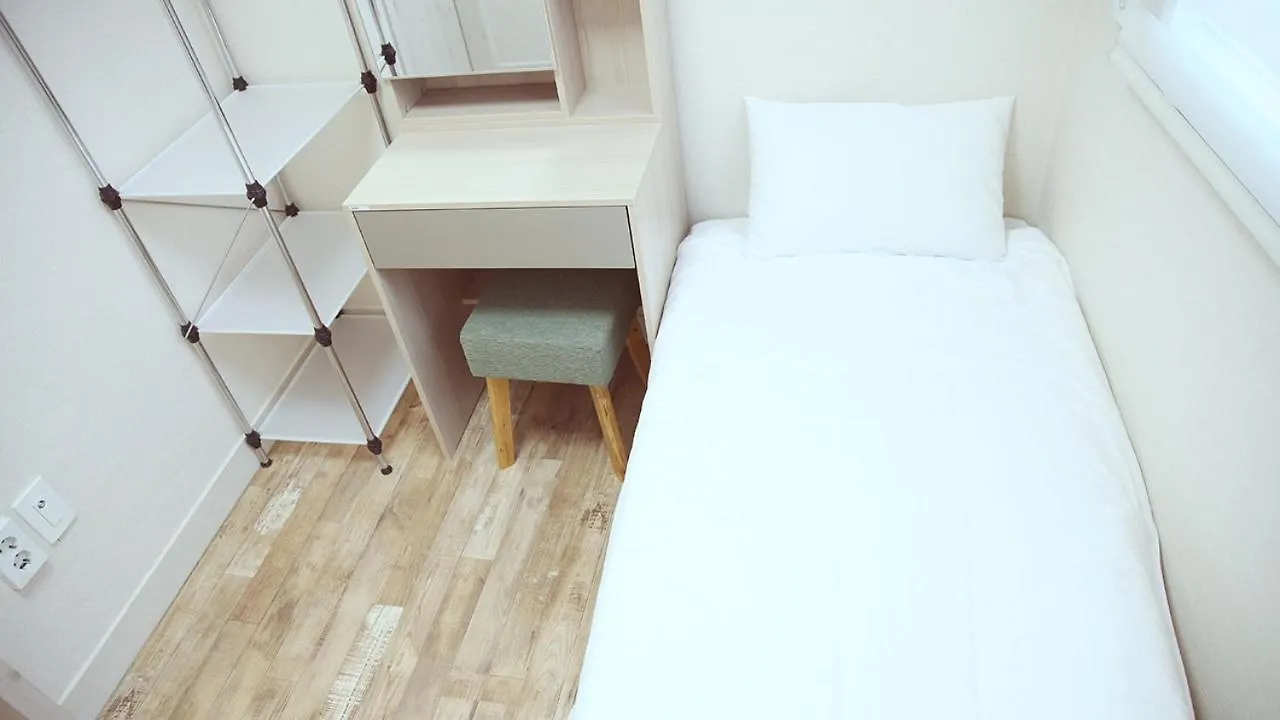 Unni House Vandrarhem Seoul 0*,